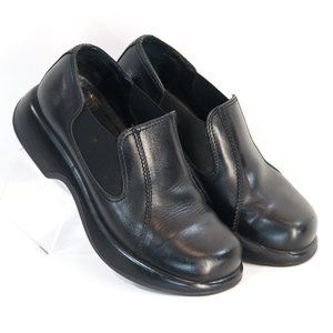 Dansko Black "Jocelyn" slip-on shoe. sz 39